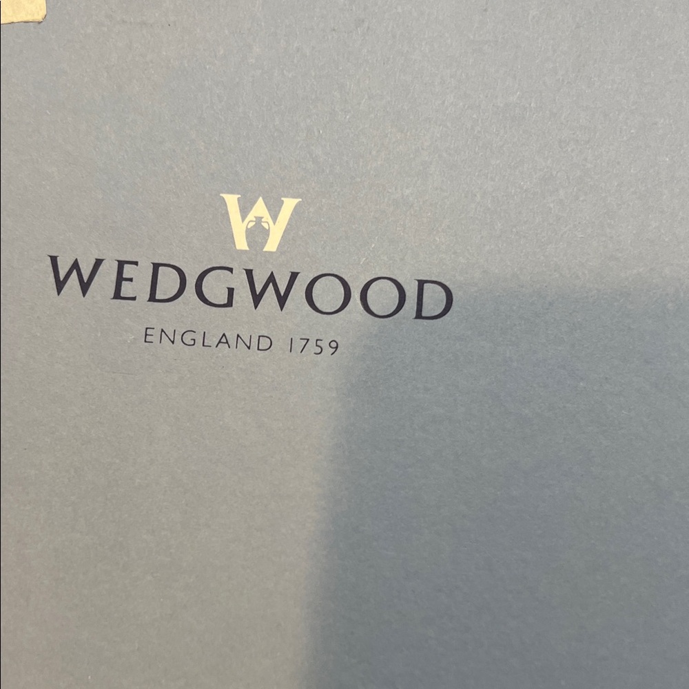 Wedgwood Blue and White Decorative Plate
With Box - Picture 3 of 4
